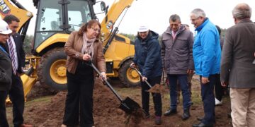 Histórico comité de San Nicolás inicia construcción de sus viviendas