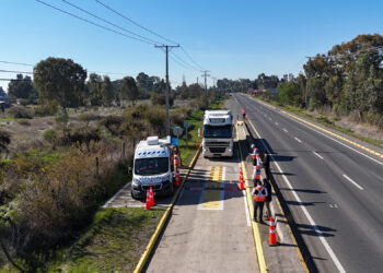 MOP presenta primera unidad de pesaje móvil de Ñuble para fortalecer fiscalización y proteger la infraestructura vial