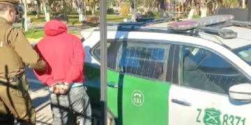 Carabineros de Quillón detienen a dos por un ilícito ocurrido en un servicentro .