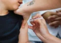 Vacunación contra la influenza alcanza 85% en establecimientos escolares
