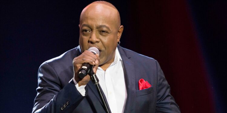 Fallece cantante estadounidense Peabo Bryson a los 75 años