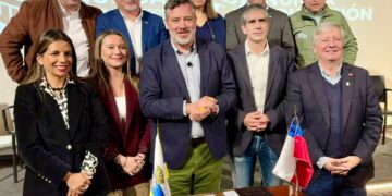 El Carmen se suma a municipios que piden sistema de educación mixto y postergar paso al SLEP
